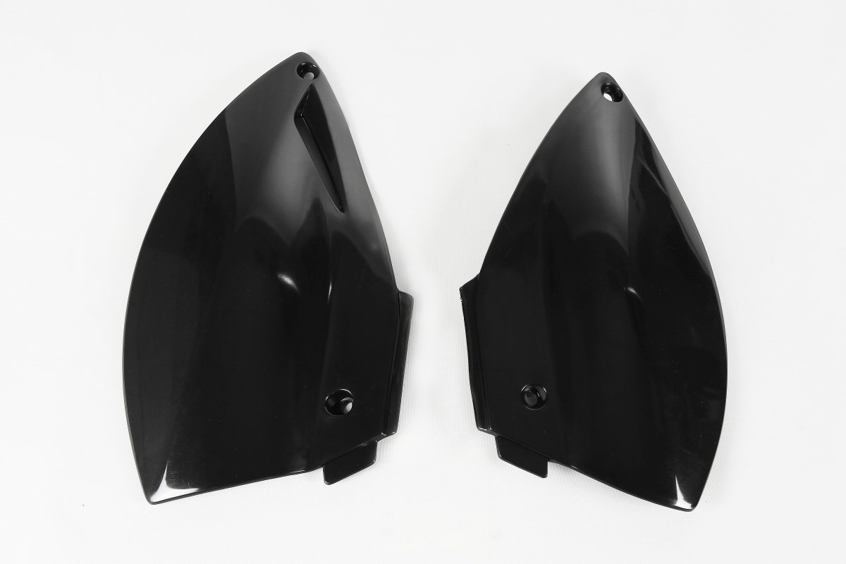 Side Panels black for Ktm LC4 640 (2002-04) - SMC 660 (2002-04) - REPLICA PLASTICS - KT03014-001 - Ufo Plast