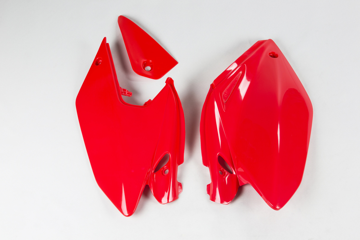 Side panels - red 070 - Honda - REPLICA PLASTICS - HO03647-070 - UFO Plast