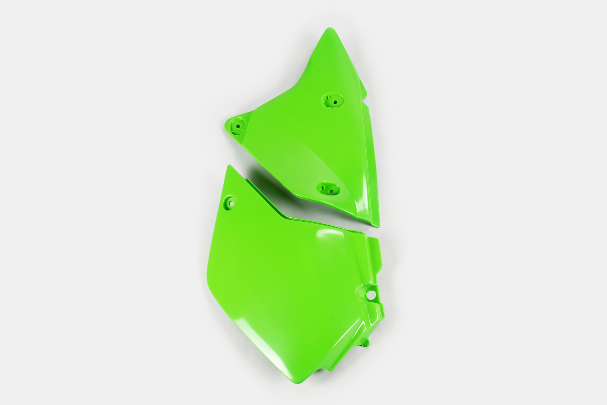 Side panels / Left side - green - Kawasaki - REPLICA PLASTICS - KA03746-026 - UFO Plast