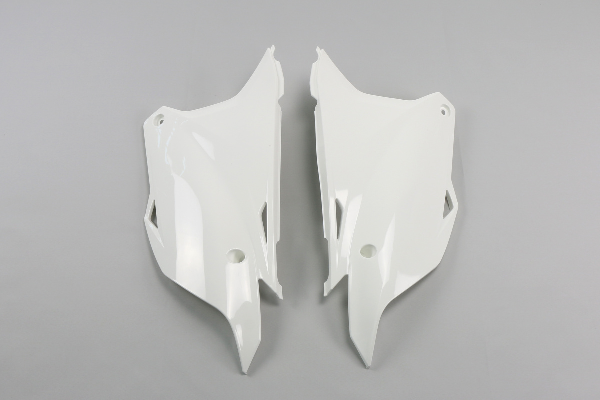 Side panels - white 047 - Kawasaki - REPLICA PLASTICS - KA04729-047 - UFO Plast