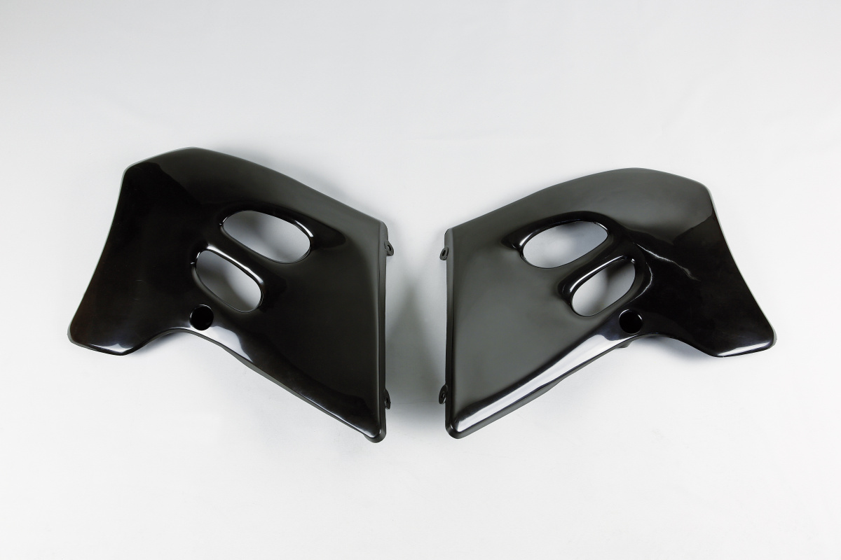 Radiator Covers black for Suzuki RM 125 (1993-95) - RM 250 (1993-95) - REPLICA PLASTICS - SU02945-001 - Ufo Plast